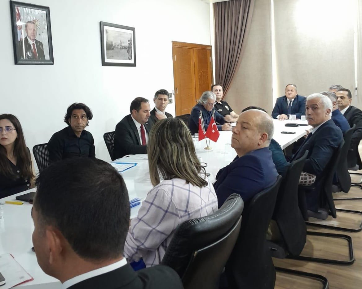KAYMAKAM İNCİ BAŞKANLIĞINDA BAĞIMLILIKLA MÜCADELE VE KADINA YÖNELİK ŞİDDETLE MÜCADELE İLÇE KOORDİNASYON TOPLANTILARI YAPILDI